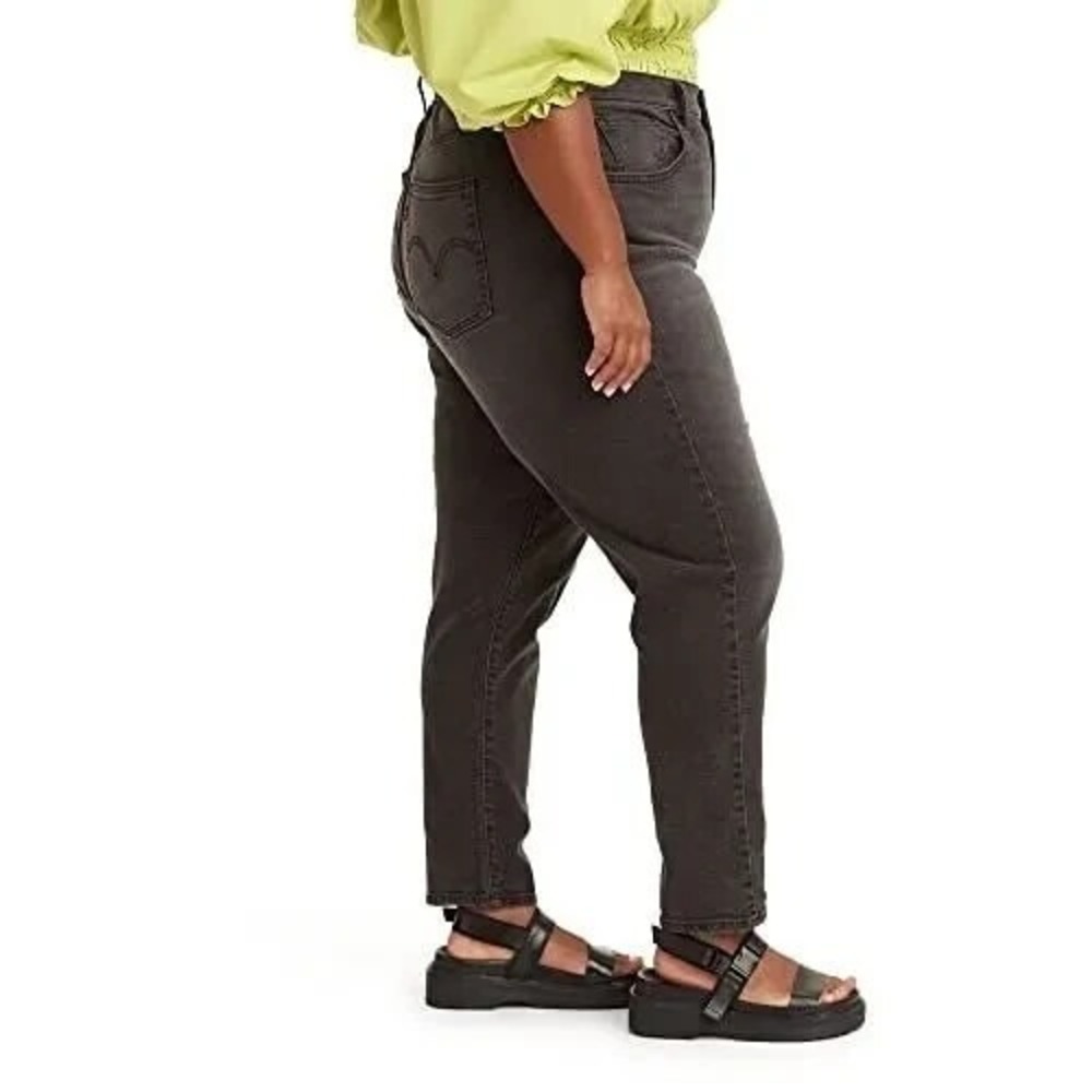 Levi's High Waisted Tapered Mom Black Jeans Say No Go Women's Size 16W NEW - Picture 2 of 7